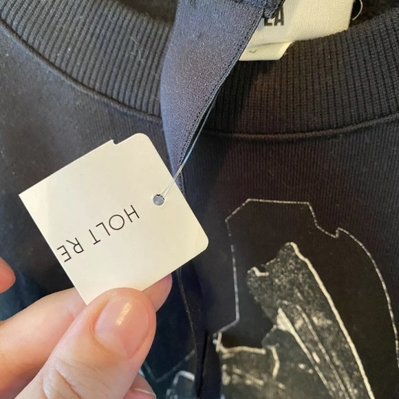 Templa Oversized Sweater - Picture 8 of 8